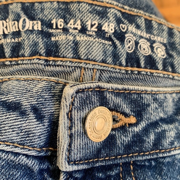 Brand NEW Ripped Knee Jeans - Picture 8 of 9